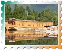 Srinagar Tour Package, Tour to Srinagar, Houseboat accommodation kashmir
